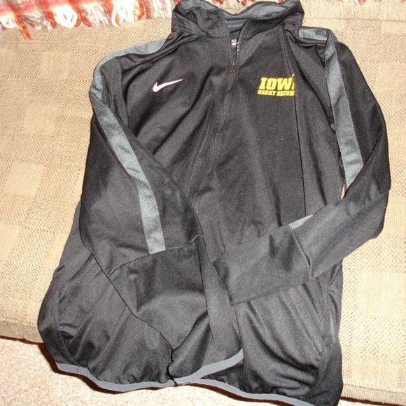 New Iowa Hawkeye Security Jackets - Iowa Herky Security - Nike Jacket - Go Hawks - Picture 5 of 7